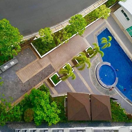 F-10C Parkside Villas Пасай Экстерьер фото